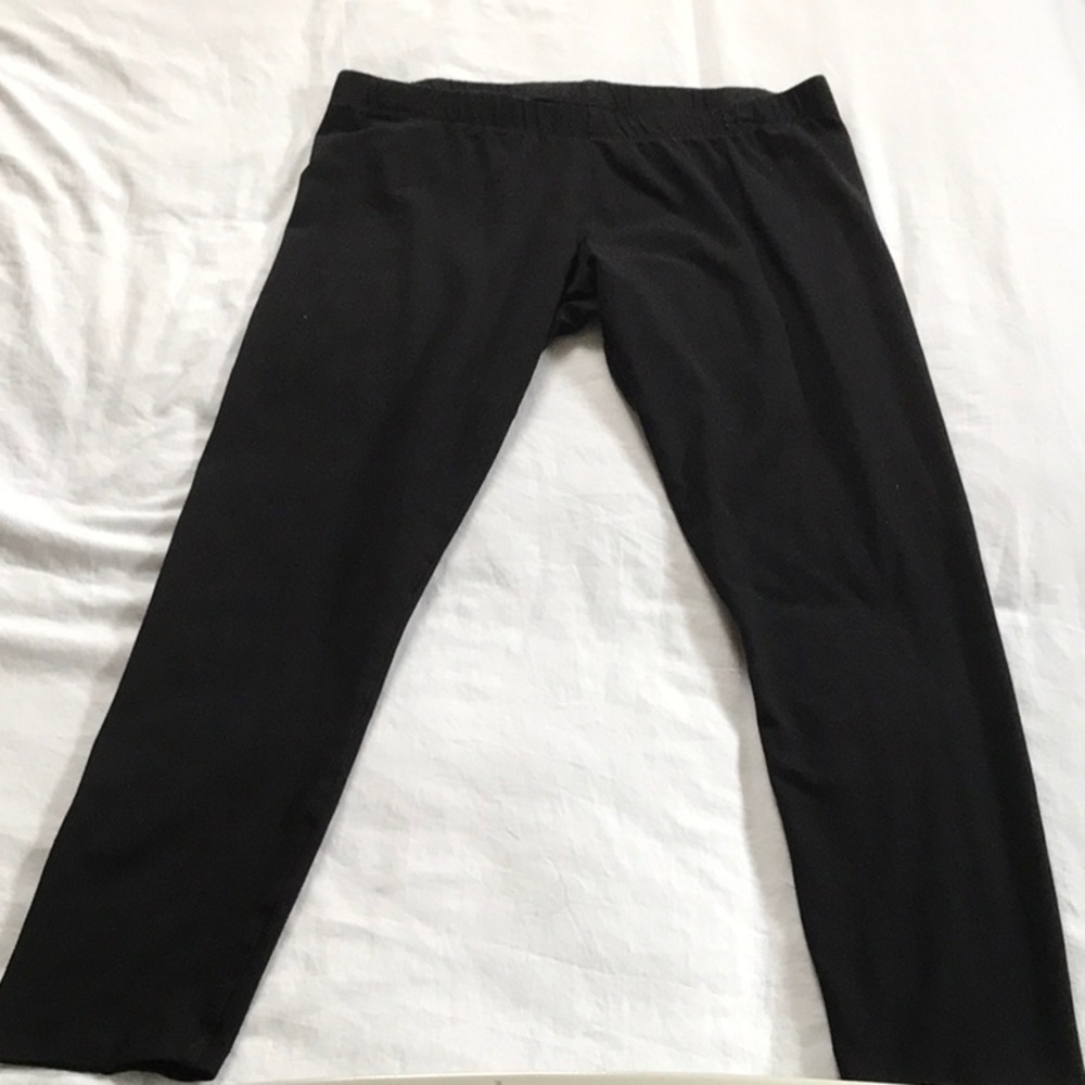 Women/junior plain black leggings